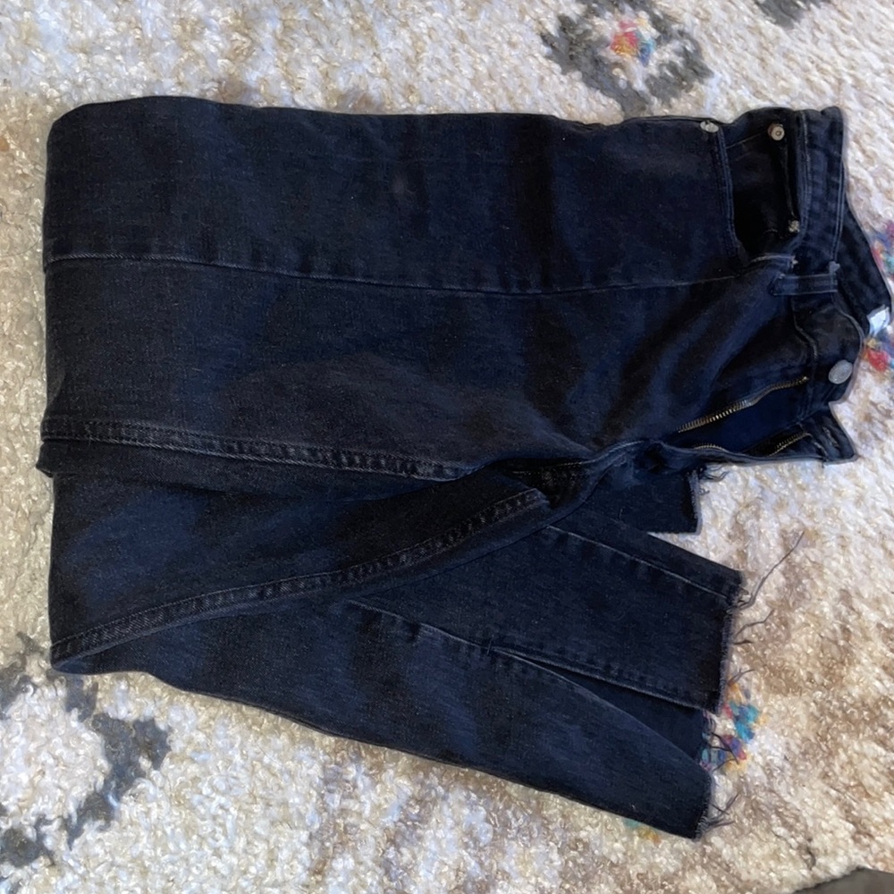 A&F The Skinny High Rise Split Jean
